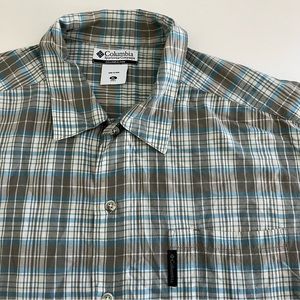 Columbia‎ Plaid Button Down Short Sleeve Shirt XL blue gray